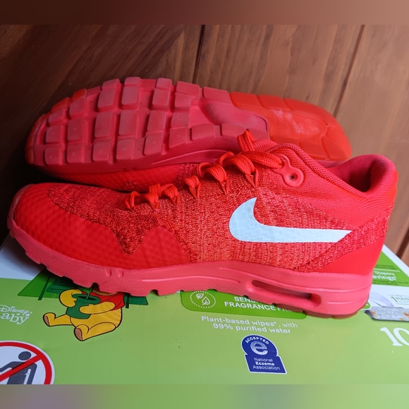 Nike Shoes - Nike Shoes